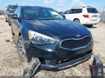  Salvage Kia Cadenza