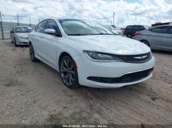  Salvage Chrysler 200