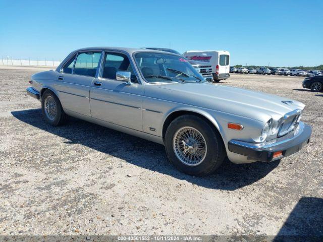  Salvage Jaguar Xj6