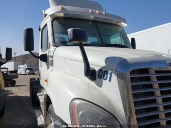  Salvage Freightliner Cascadia 125