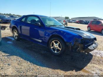  Salvage Ford Mustang