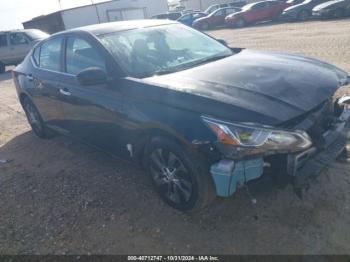  Salvage Nissan Altima