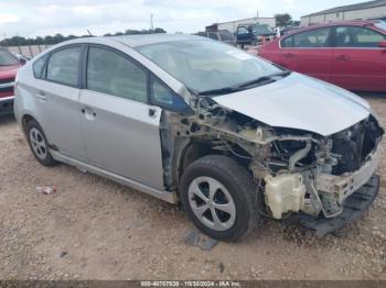  Salvage Toyota Prius