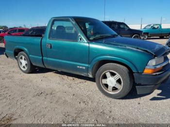  Salvage Chevrolet S-10