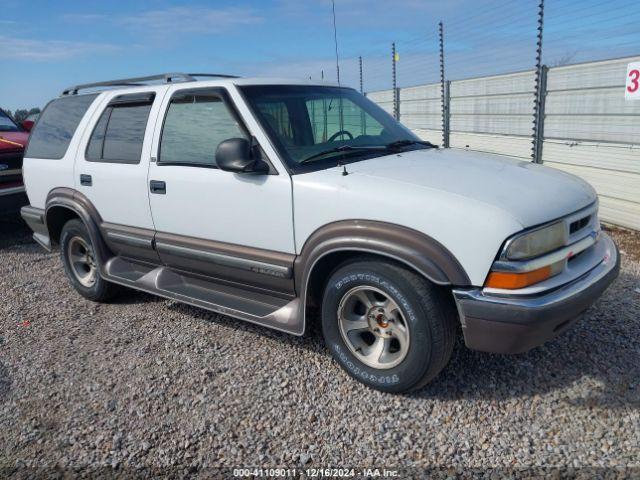  Salvage Chevrolet Blazer