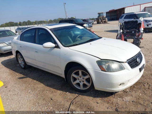  Salvage Nissan Altima