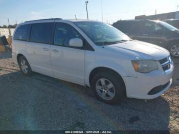  Salvage Dodge Grand Caravan