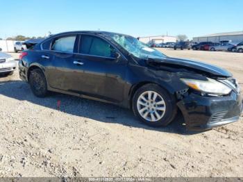  Salvage Nissan Altima