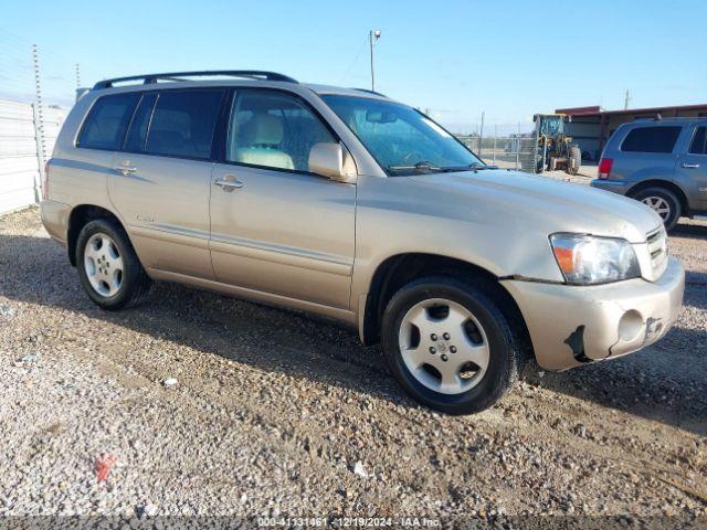  Salvage Toyota Highlander