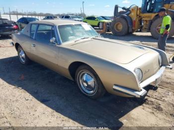  Salvage Studebaker Avante