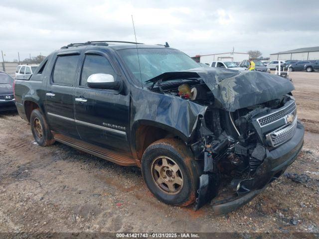  Salvage Chevrolet Avalanche 1500