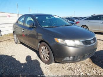  Salvage Kia Forte