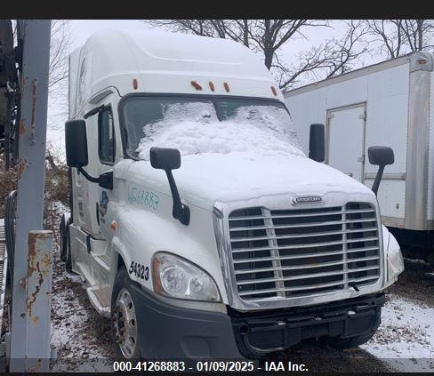  Salvage Freightliner Cascadia 125