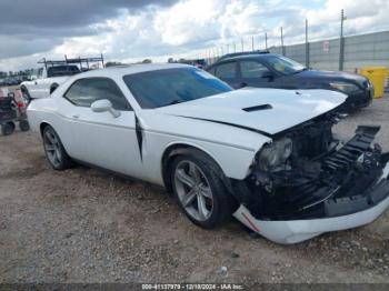  Salvage Dodge Challenger