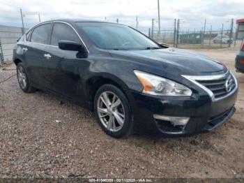  Salvage Nissan Altima