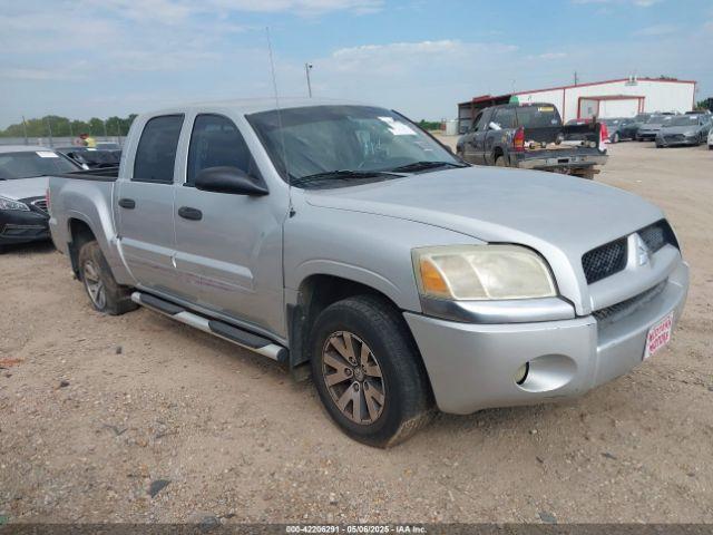  Salvage Mitsubishi Raider