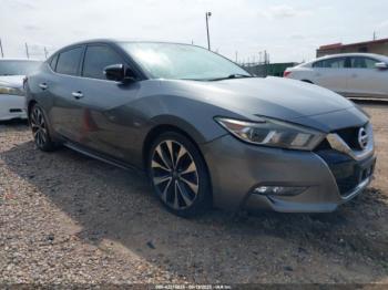  Salvage Nissan Maxima