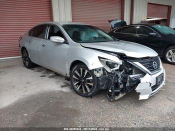  Salvage Nissan Altima