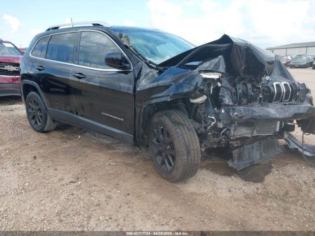  Salvage Jeep Cherokee
