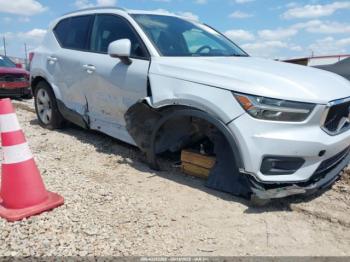  Salvage Volvo XC40