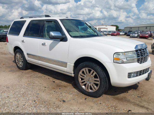  Salvage Lincoln Navigator