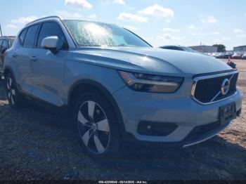  Salvage Volvo XC40