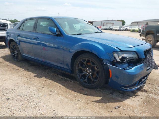  Salvage Chrysler 300