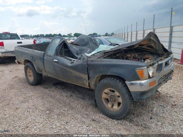  Salvage Toyota Pickup