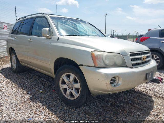  Salvage Toyota Highlander