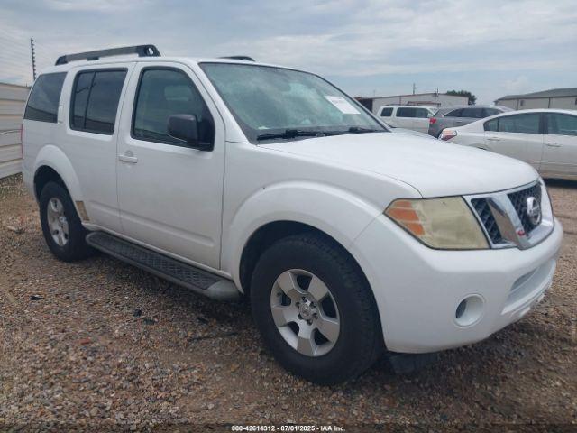  Salvage Nissan Pathfinder