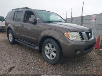  Salvage Nissan Pathfinder