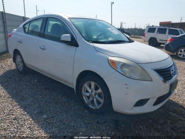  Salvage Nissan Versa