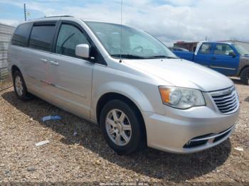  Salvage Chrysler Town & Country