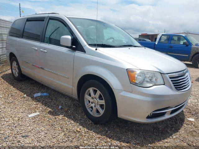  Salvage Chrysler Town & Country