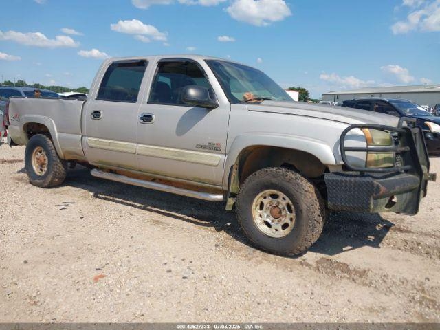  Salvage Chevrolet Silverado 2500