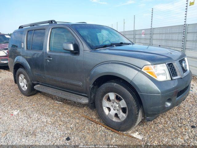  Salvage Nissan Pathfinder