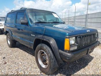  Salvage Jeep Cherokee