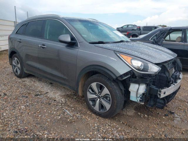  Salvage Kia Niro