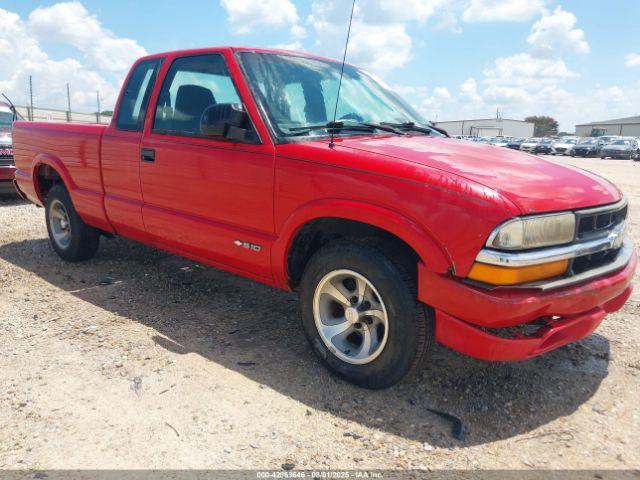  Salvage Chevrolet S-10
