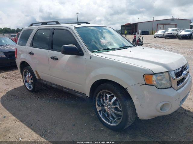  Salvage Ford Escape