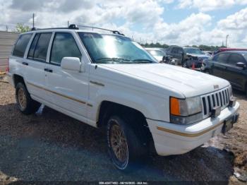  Salvage Jeep Grand Cherokee