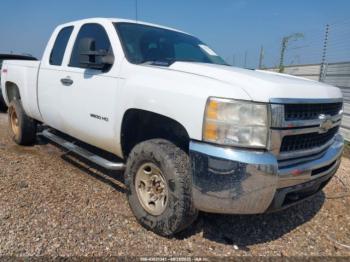  Salvage Chevrolet Silverado 2500