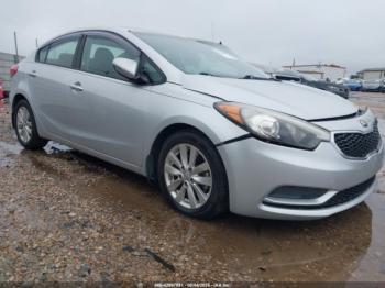 Salvage Kia Forte