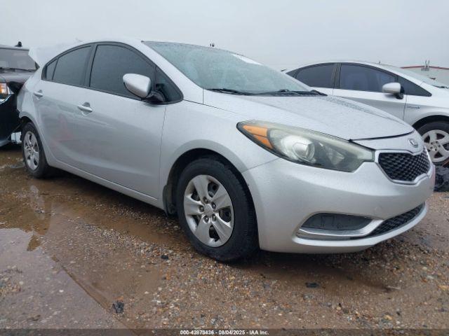  Salvage Kia Forte