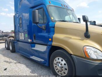  Salvage Freightliner Cascadia 125