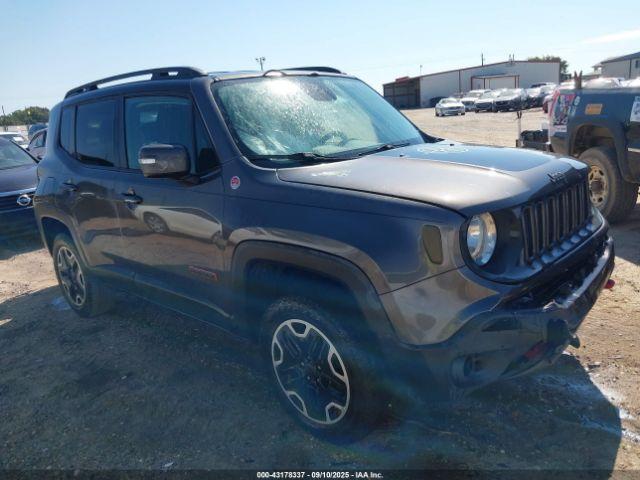 Salvage Jeep Renegade