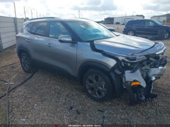  Salvage Kia Seltos