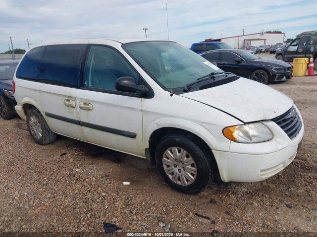  Salvage Chrysler Town & Country