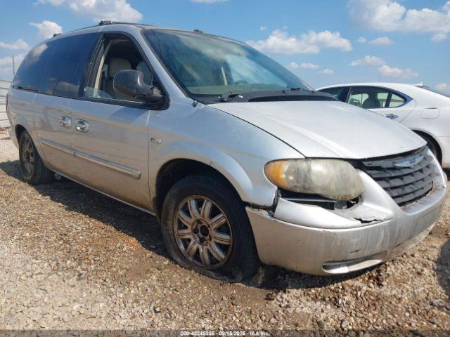  Salvage Chrysler Town & Country