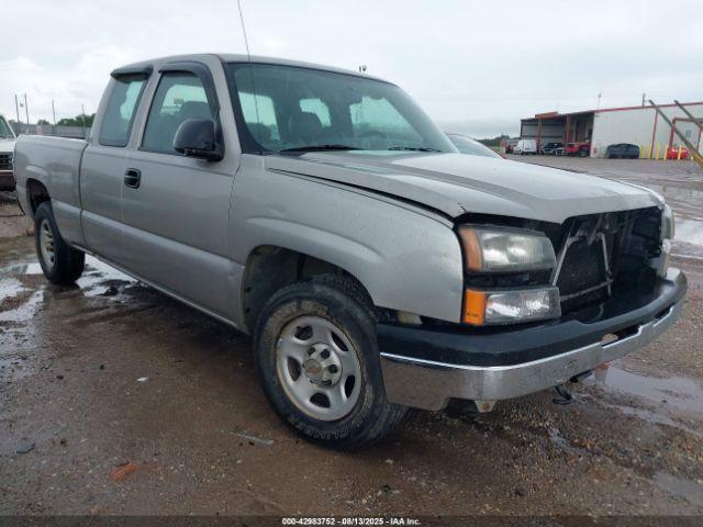  Salvage Chevrolet Silverado 1500